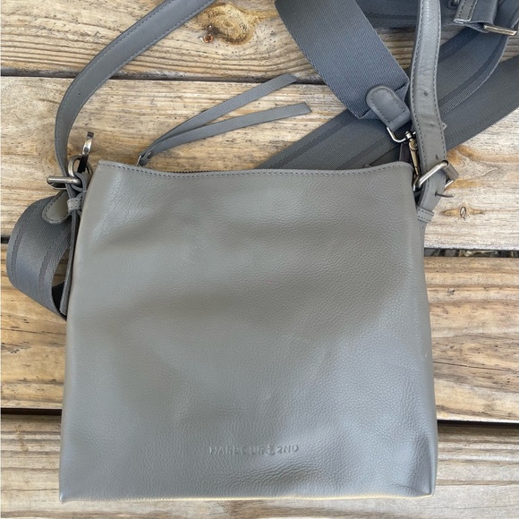 NEW Harbour 2nd Grey leather crossbody - Picture 1 of 5